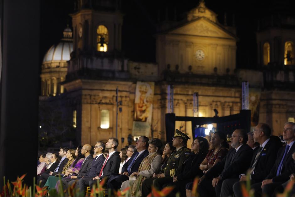 El mandatario emitió un discurso en los actos por la conmemoración de la revolución del 20 de octubre de 1944. (Foto: SCSP / Soy502)