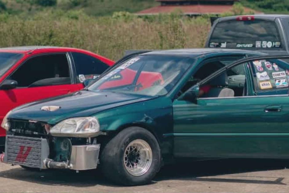 El piloto Arturo Varela, de Honduras, vendrá a Guatemala para hacer gala de su habilidad con su Honda D16 Turbo. (Foto: Cortesía)