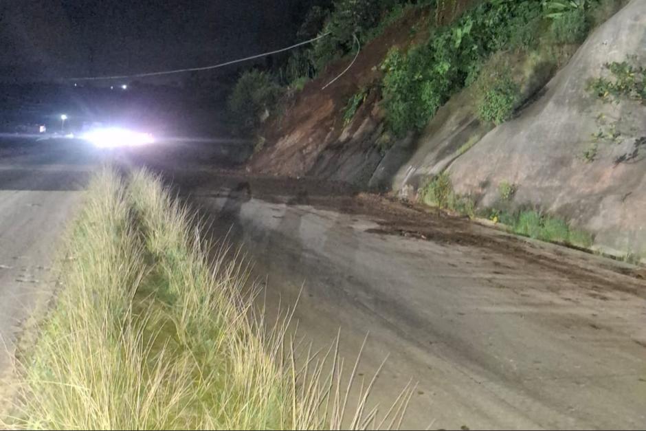 La ruta fue liberada después de un día de trabajo. (Foto: Conred / Soy502)