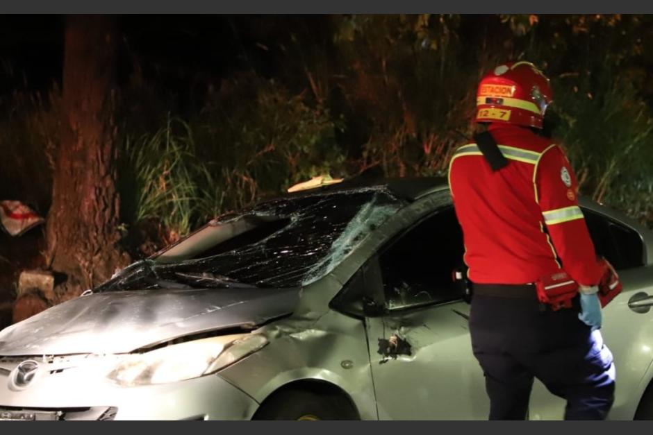 La conductora sufrió crisis nerviosa. (Foto: Bomberos Municipales)