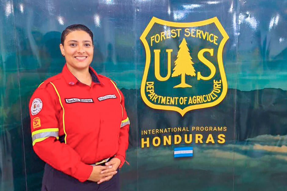 Su vida cambió cuando unos bomberos atendieron una emergencia en su casa. (Foto:&nbsp;Cortesía Municipalidad de Guatemala)