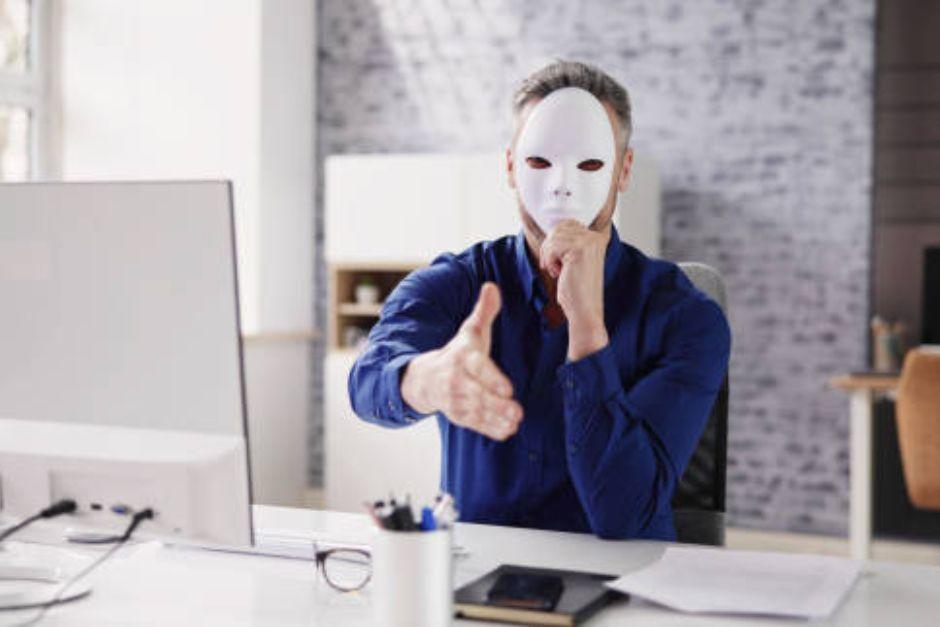 Personas se estarían haciendo pasar por contratistas de la DGAC. (Foto ilustrativa: istock)