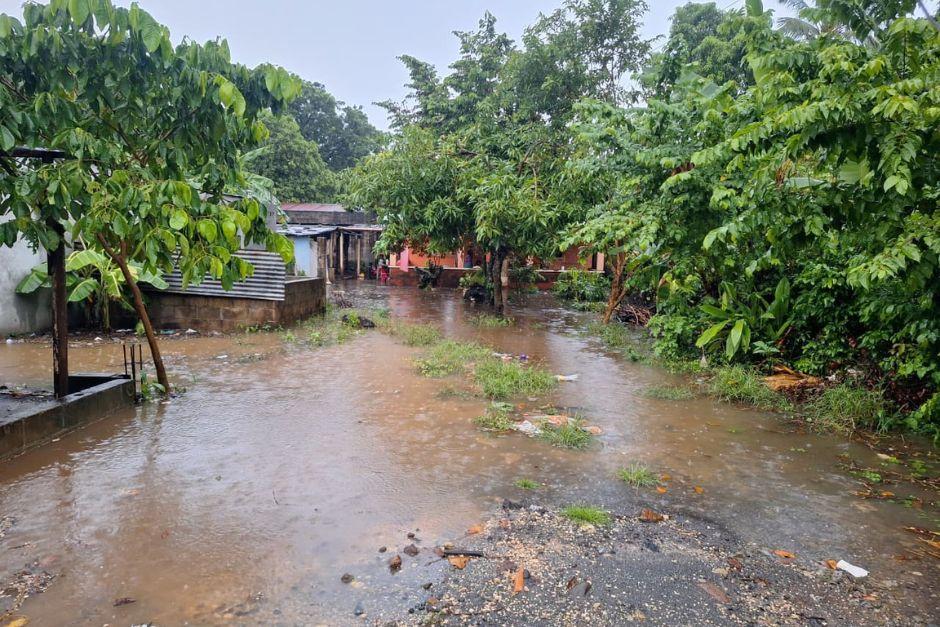 Las inundaciones han sido uno de los principales problemas que han afectado a los guatemaltecos tras las lluvias. (Foto: Conred)