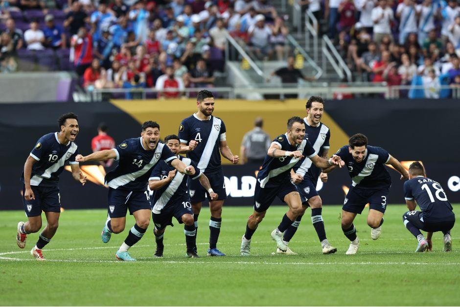 En la era de Luis Fernando Tena, la Sele registra 21 victorias, 13 empates y 19 derrotas, pero resaltan dos participaciones notables en Copa Oro (2021 y 2025), además de estar en la última ronda de las eliminatorias.