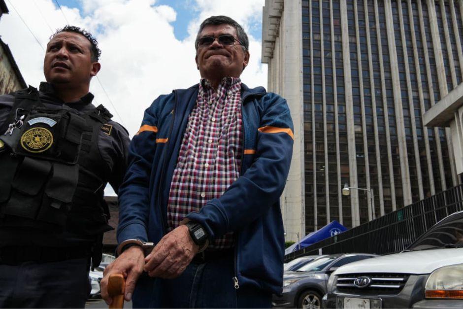 Exalcalde Arnoldo Medrano enfrenta juicio por caso Vivienda digna en el Tribunal Cuarto de Sentencia Penal.&nbsp;(Foto: Wilder López/Soy502)