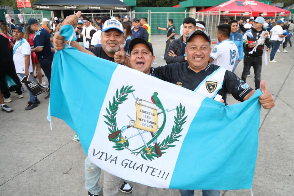 La afición chapina respondió y llegó desde temprano al Cementos Progreso. (Foto: Juan Manuel Mijangos/Colaborador)