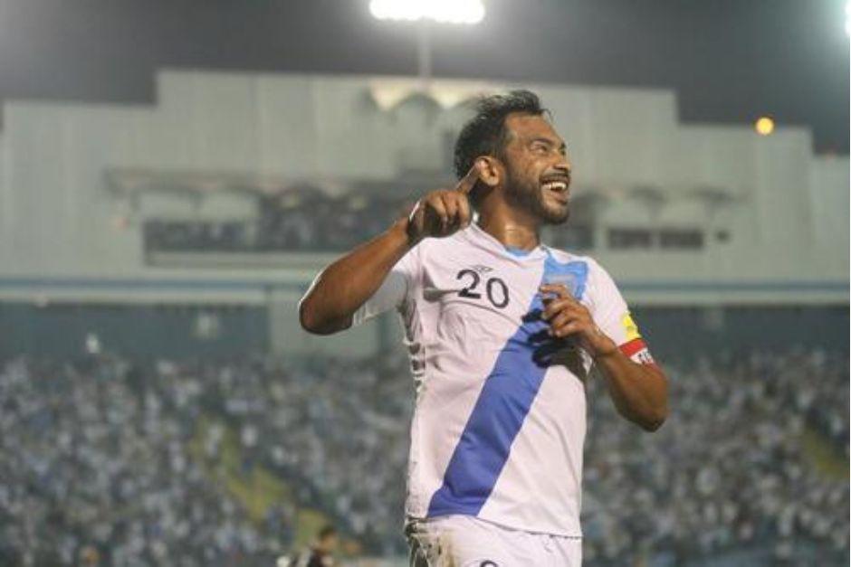 Carlos Ruiz narra el sentir de los jugadores y los inspira a darlo todo en el terreno de juego. (Foto: archivo/Soy502)