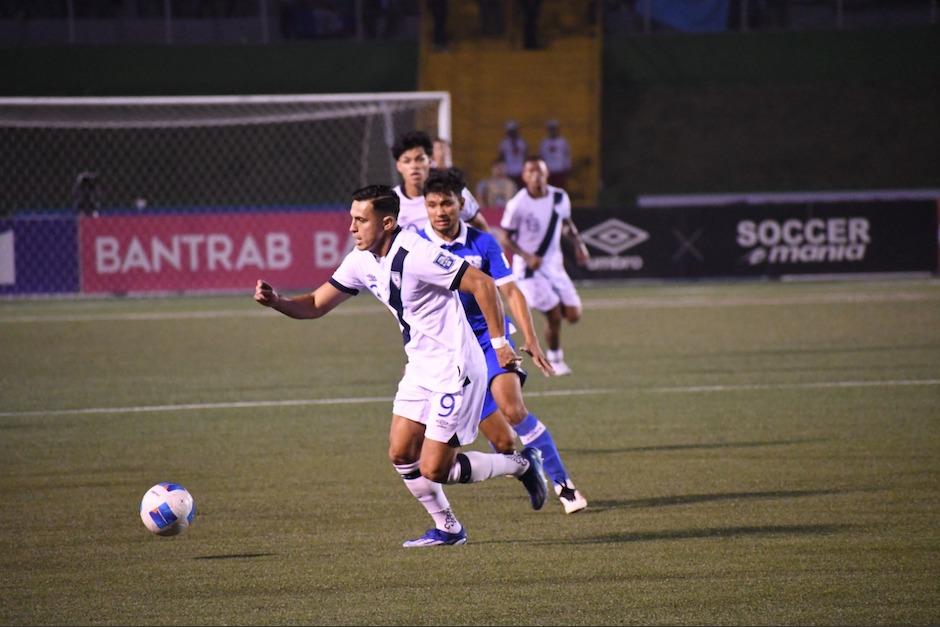 La mandataria destacó la entrega de los jugadores hasta el final del partido. (Foto: Rudy Martínez/Nuestro Diario)