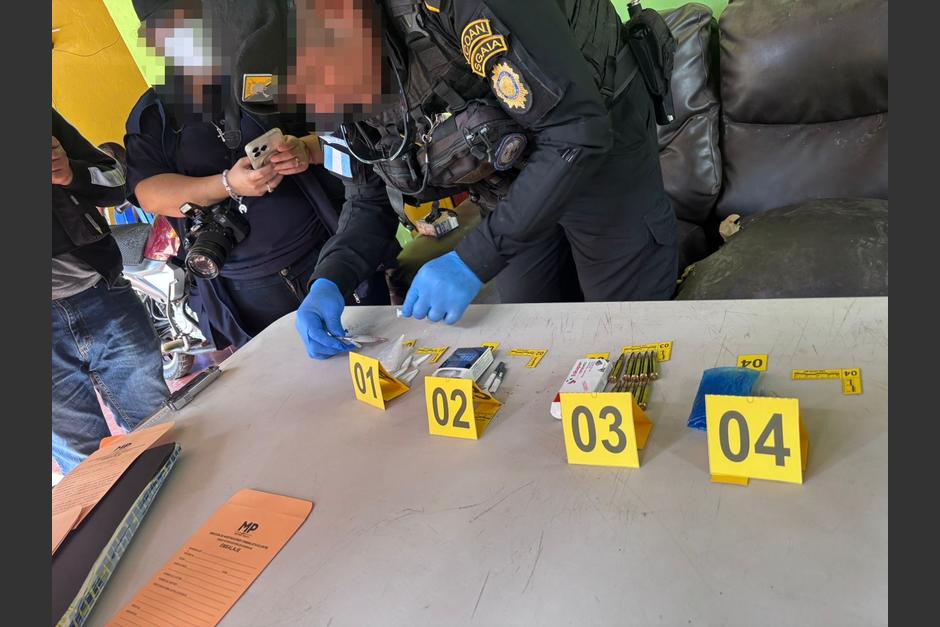 Durante el operativo se hicieron varios decomisos. (Foto: PNC)