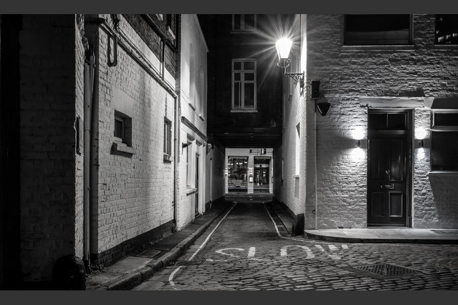 El joven fue asesinado con arma blanca. (Foto: Shutterstock)