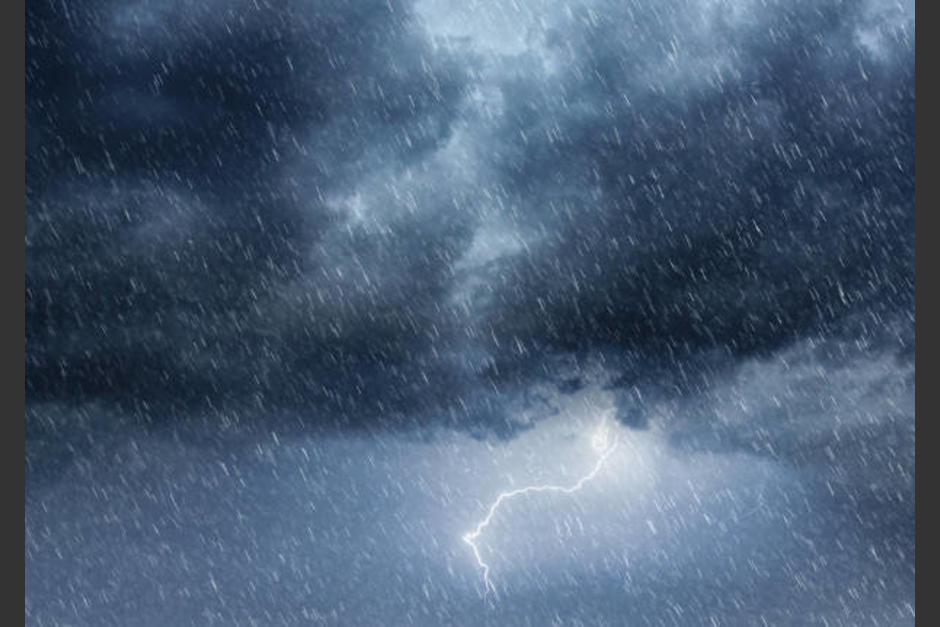 En la tarde y noche se esperan las fuertes lluvias para el lunes. (Foto ilustrativa: istock)
