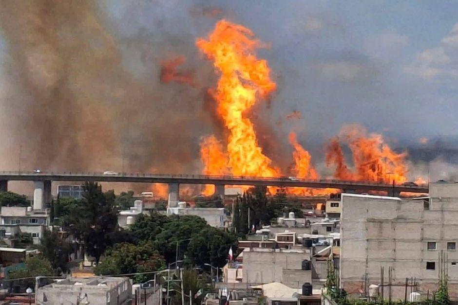 Este jueves se reportaron que han fallecido seis personas luego del accidente protagonizado por una pipa de gas en México el pasado 10 de septiembre. (Foto: redes sociales)