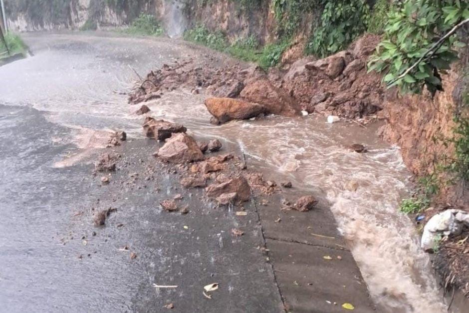 Las saturaciones en los suelos pueden provocar deslizamientos de tierra, desbordamientos y otros incidentes. (Foto: Conred)