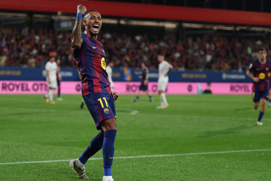 Raphinha fue uno de los tres jugadores que consiguió un doblete en el partido. (Foto: AFP)