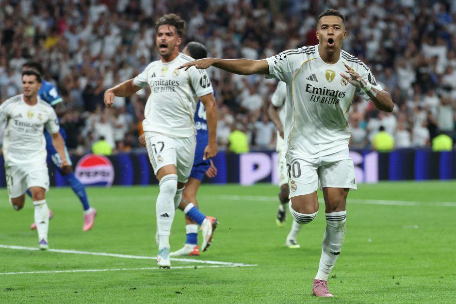 Kylian Mbappé festeja el segundo tanto que decretó el triunfo madridista. (FOTO: AFP)