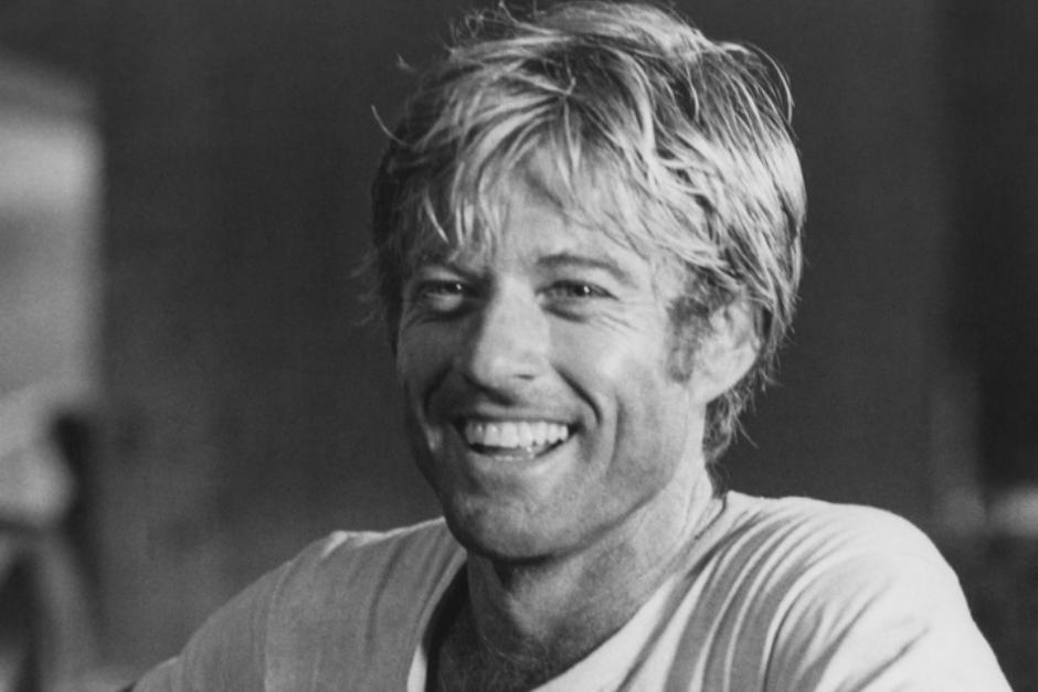 Robert Redford era conocido por su belleza y su cabello despeinado quien debutó como "un delincuente simpático". (Foto: AFP)