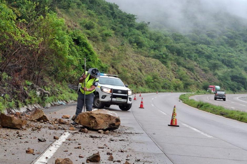 Ministerio de Comunicaciones responde a emergencias provocadas por las lluvias.&nbsp;(Foto: CIV)