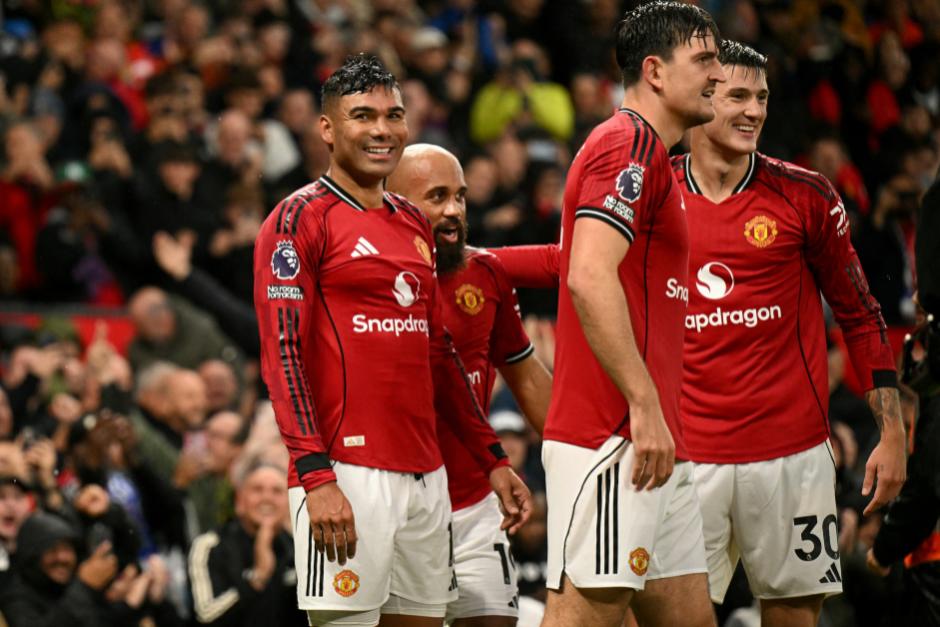 Casemiro marcó el segundo tanto del United, pero terminó expulsado por doble amarilla. (Foto: AFP)