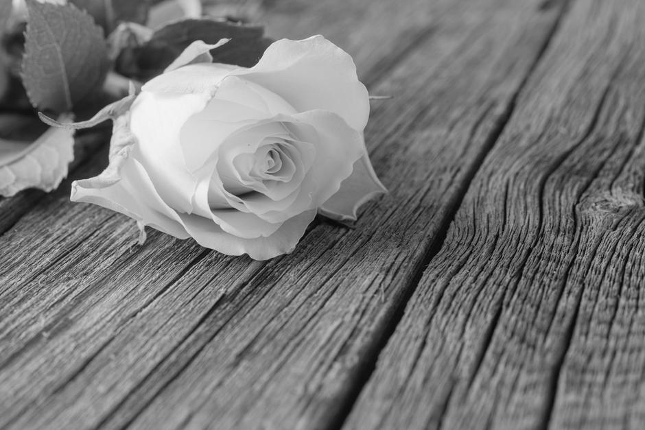 El cuerpo de la mujer quedó tendido en el lugar. (Foto: Shutterstock)