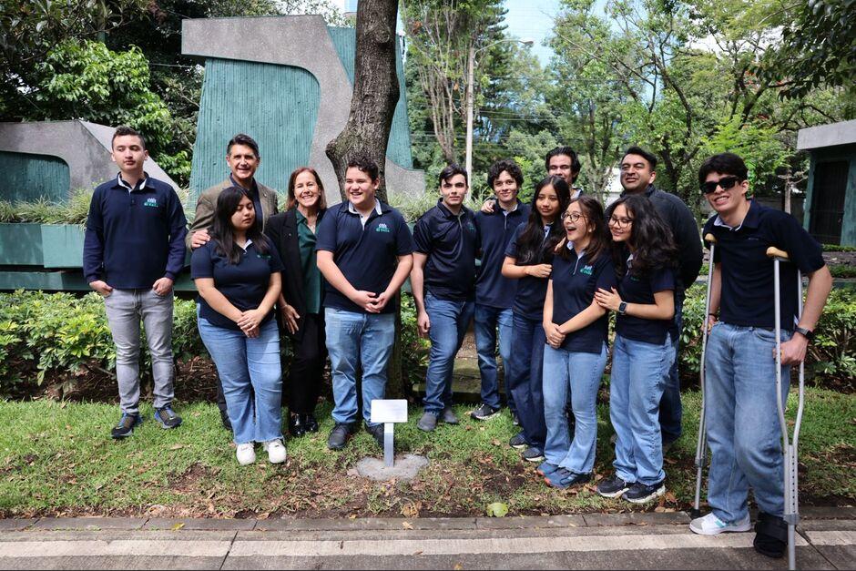 Estudiantes del Centro Educativo El Valle buscan fortalecer la educación ambiental en la ciudad.&nbsp;(Foto: cortesía Municipalidad de Guatemala)
