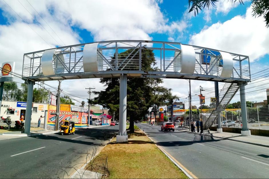 La infraestructura busca evita que los peatones se expongan al cruzar las calles. (Foto: Municipalidad de Guatemala / Soy502)
