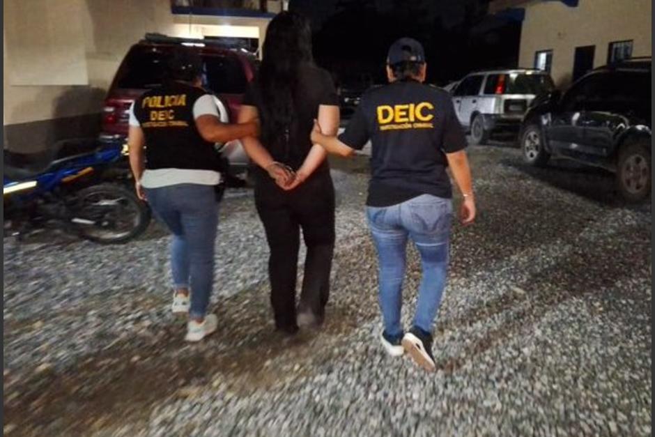 Fue capturada mientras conduc&iacute;a una camioneta. (Foto: PNC)