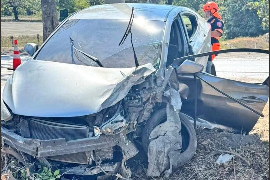 Socorristas ya est&aacute;n en el lugar. (Foto: Bomberos Voluntarios)