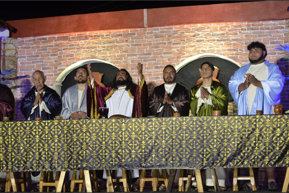 Mensajes de vida y esperanza fueron brindados a la poblaci&oacute;n en la escenificaci&oacute;n de la Santa Cena.&nbsp;(Foto: Jos&eacute; G&oacute;mez/Colaborador)