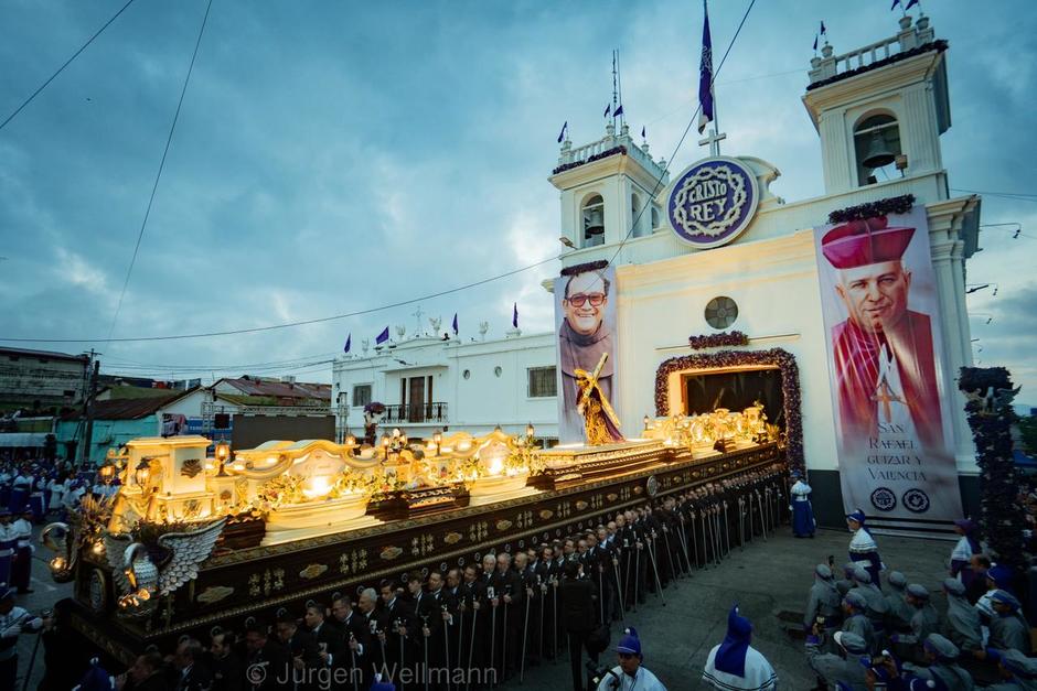 Este Jueves Santo sali&oacute; Cristo Rey de Candelaria. (Foto:&nbsp;Jurgen Wellmann)
