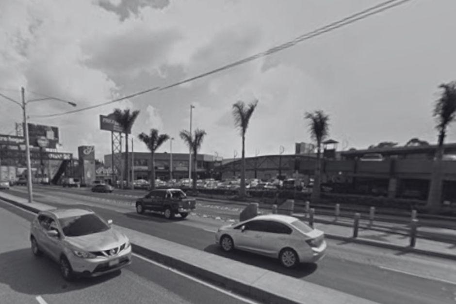 La v&iacute;a qued&oacute; bloqueada en ambos carriles mientras se realizaban las investigaciones.&nbsp;(Foto ilustrativa: Google Maps)