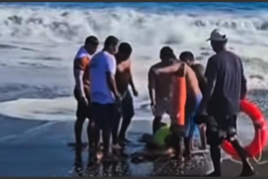 El "rescate" que termin&oacute; en pelea en playa guatemalteca