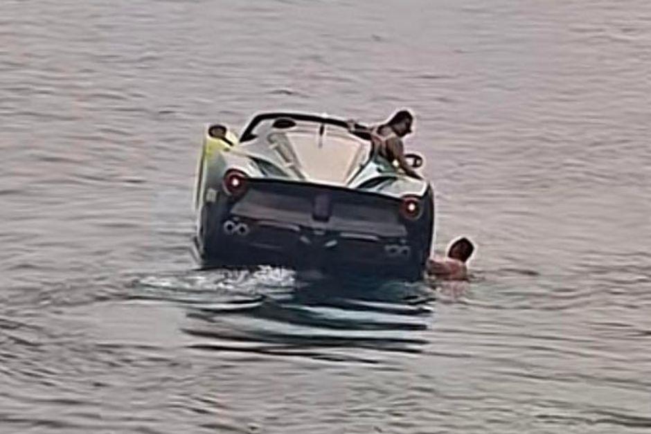 Jesler Palacios ya no pudo subirse de nuevo al&nbsp;jetcar. (Foto: Redes sociales)