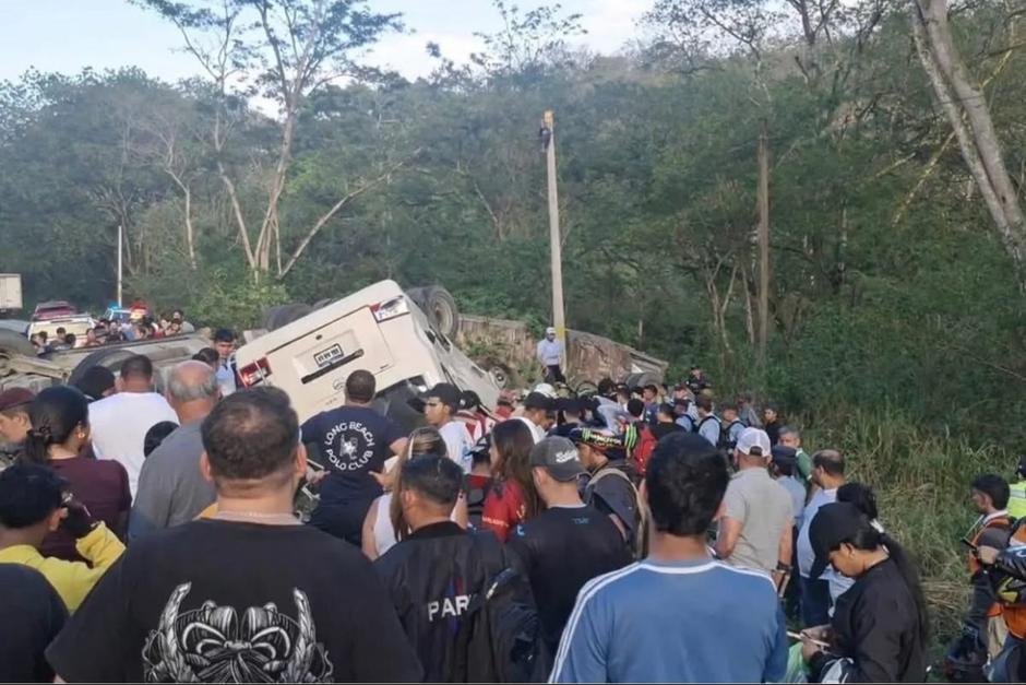 El microb&uacute;s accidentado sali&oacute; de la Antigua Guatemala con destino a dos ciudades de Honduras. (Foto: Archivo / Soy502)