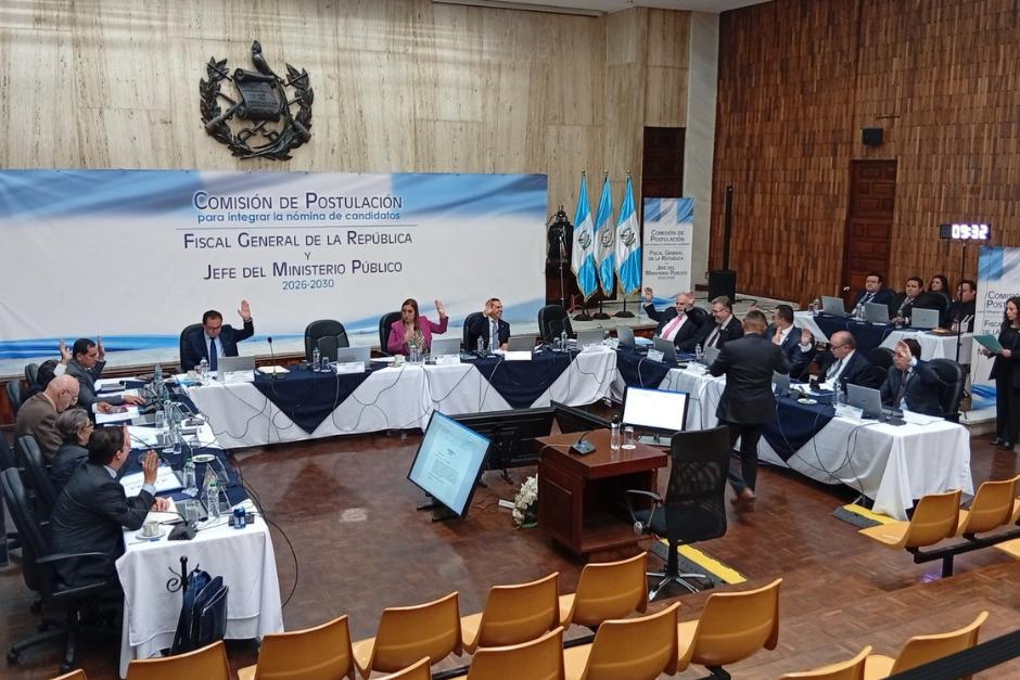 Este d&iacute;a, la Comisi&oacute;n de Postulaci&oacute;n escuch&oacute; a 12 postulantes a Fiscal General con lo que suman 24 los postulantes entrevistados. (Foto: Guatemala Visible/Cortes&iacute;a)