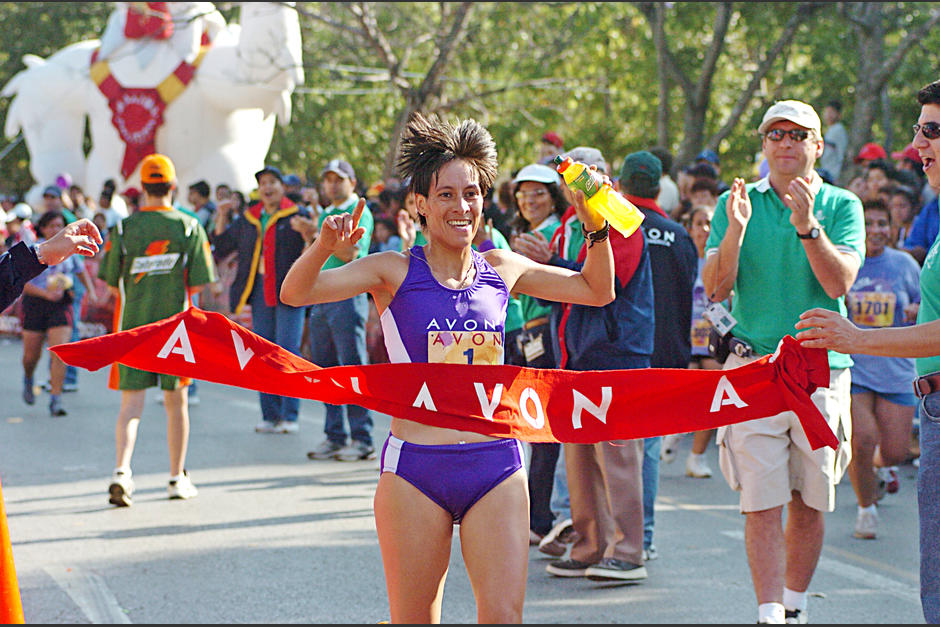 Elsa Monterroso cumpli&oacute; su sue&ntilde;o de ni&ntilde;a al lograr ser una destacada corredora.&nbsp;(Foto: Archivo)