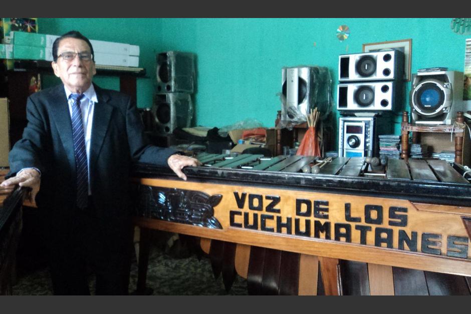 El talentoso compositor chiantleco Elpidio Cano Alvarado y su marimba. (Foto: Jos&eacute; G&oacute;mez/Colaborador)