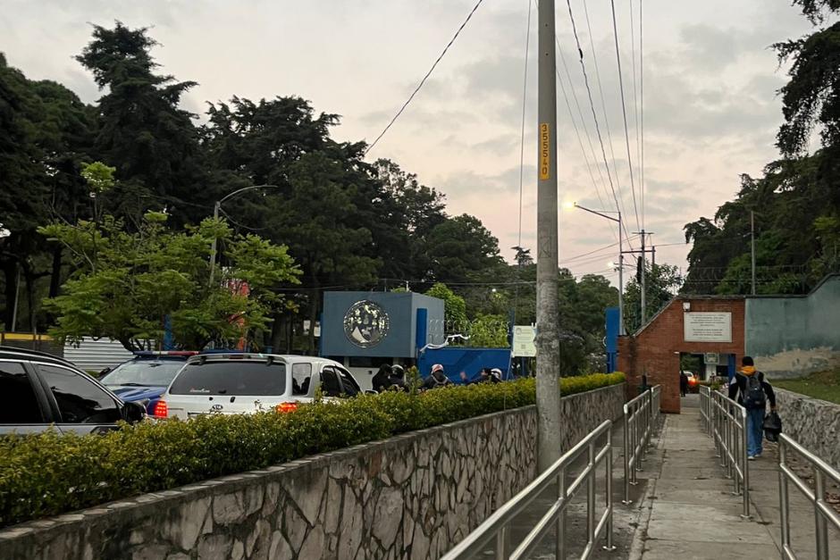 Ingreso por avenida Petapa permanece abierta. (Foto: Fredy Hern&aacute;ndez/Soy502)