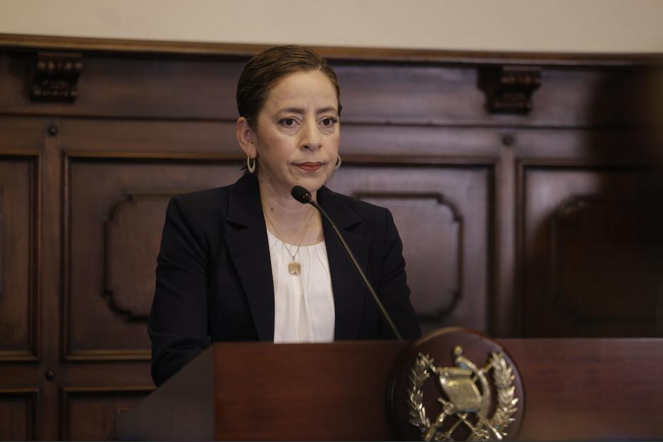 La ministra busca ser indemnizada por m&aacute;s de Q 900 mil por servicios que prest&oacute; al CIV. (Foto: SCSP / Soy502)