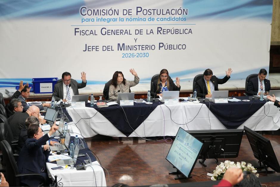 Por segundo d&iacute;a, la Comisi&oacute;n de Postulaci&oacute;n para Fiscal General sigue evaluando a los aspirantes a Fiscal General. (Foto: Wilder L&oacute;pez/Soy502)