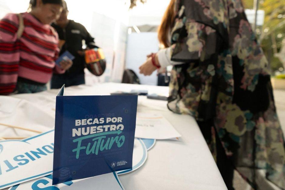 Las candidatos tendr&aacute;n apoyo financiero para cumplir su sue&ntilde;o profesional. (Foto: SEGEPLAN)