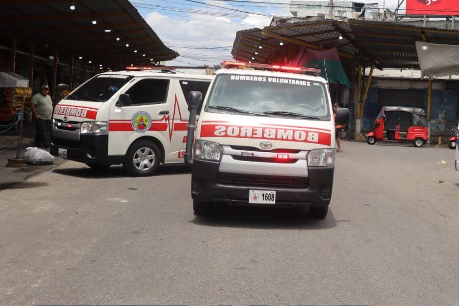 Los heridos fueron trasladados a un centro asistencial. (Foto: Bomberos Voluntarios)