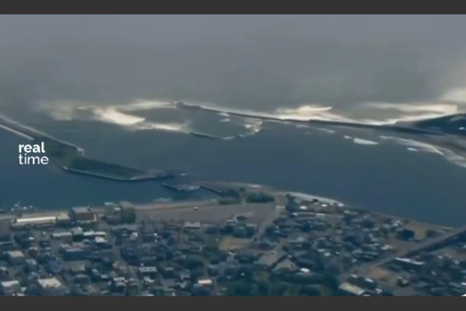 El pa&iacute;s fue sacudido por un fuerte terremoto con epicentro en el Oc&eacute;ano Pac&iacute;fico. (Foto: captura de video)