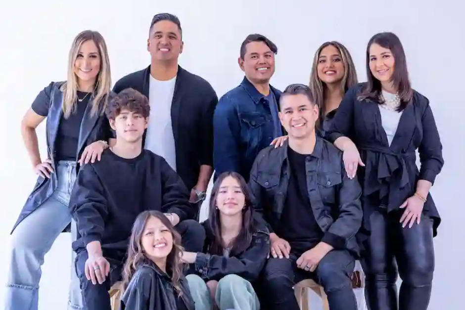 Miel san Marcos alab&oacute; a Dios en una c&aacute;rcel de m&aacute;xima seguridad. (Foto: Oficial)