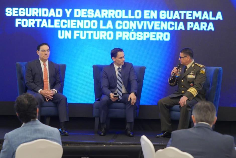 El primer foro del Enade fue el inicio de una serie de actividades para plantear, discutir y encontrar soluciones sobre la seguridad en Guatemala. (Foto: Cortes&iacute;a/Soy502)