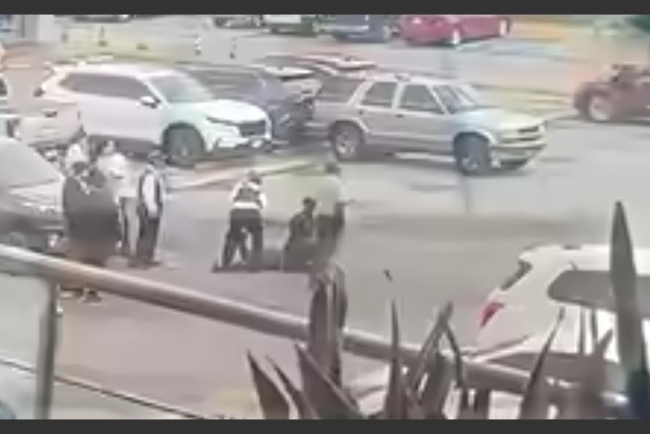 Un vecino del sector grab&oacute; el momento de la captura. (Foto: captura de video)