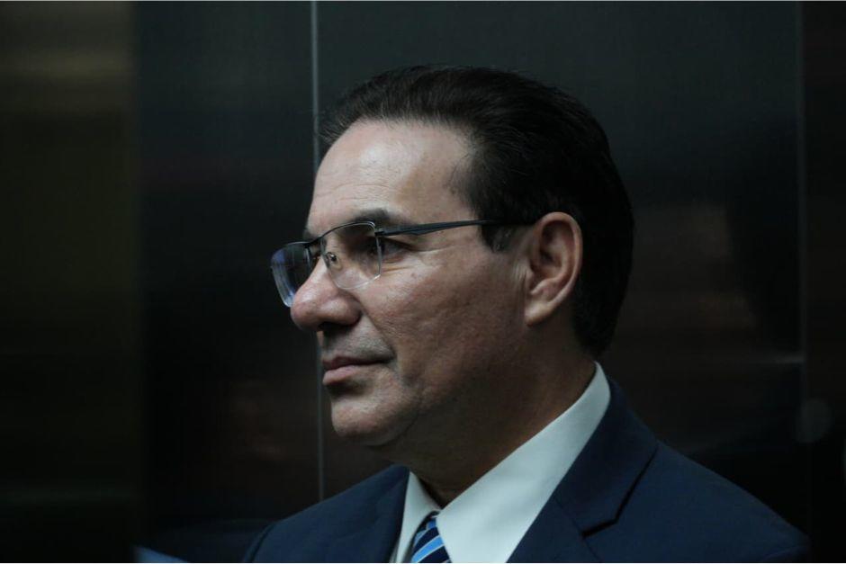 Tras cumplir con resoluci&oacute;n de la CC, el ministro de Gobernaci&oacute;n Marco Antonio Villeda Sandoval queda fuera de la lista de elegibles a Fiscal General. (Foto: Wilder L&oacute;pez/Soy502)