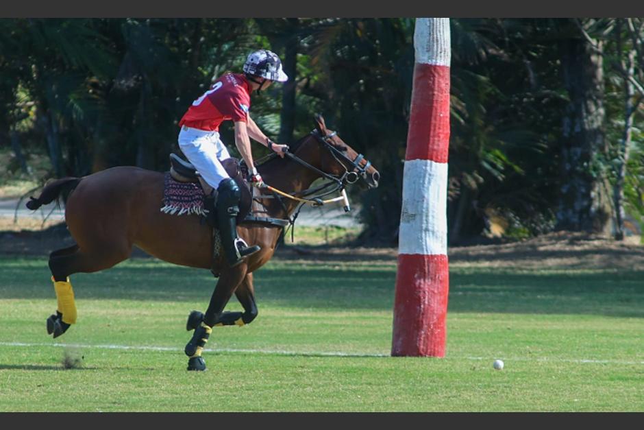 Gabriel Neutze Crisciani es el jugador m&aacute;s joven que integra la selecci&oacute;n de Guatemala. (Foto: ASOPOLO)
