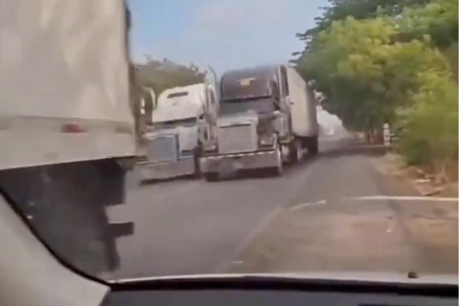 La vida de un conductor peligr&oacute; por unos instantes. (Foto: Captura de video)