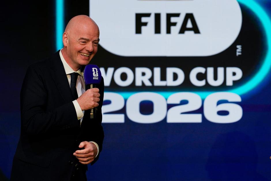 Gianni Infantino, presidente de FIFA, desconoc&iacute;a la supuesta solicitud de una caravana policial especial en Vancouver. (Archivo)