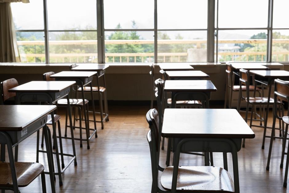 Socorristas tuvieron que utilizar una sierra para sacarlo del lugar. (Foto: Shutterstock)